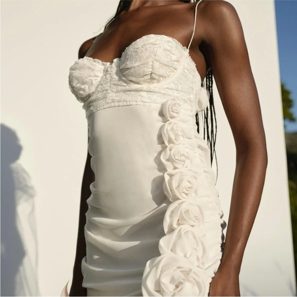For Love & Lemons - Bellany Gown - Picture 3 of 8